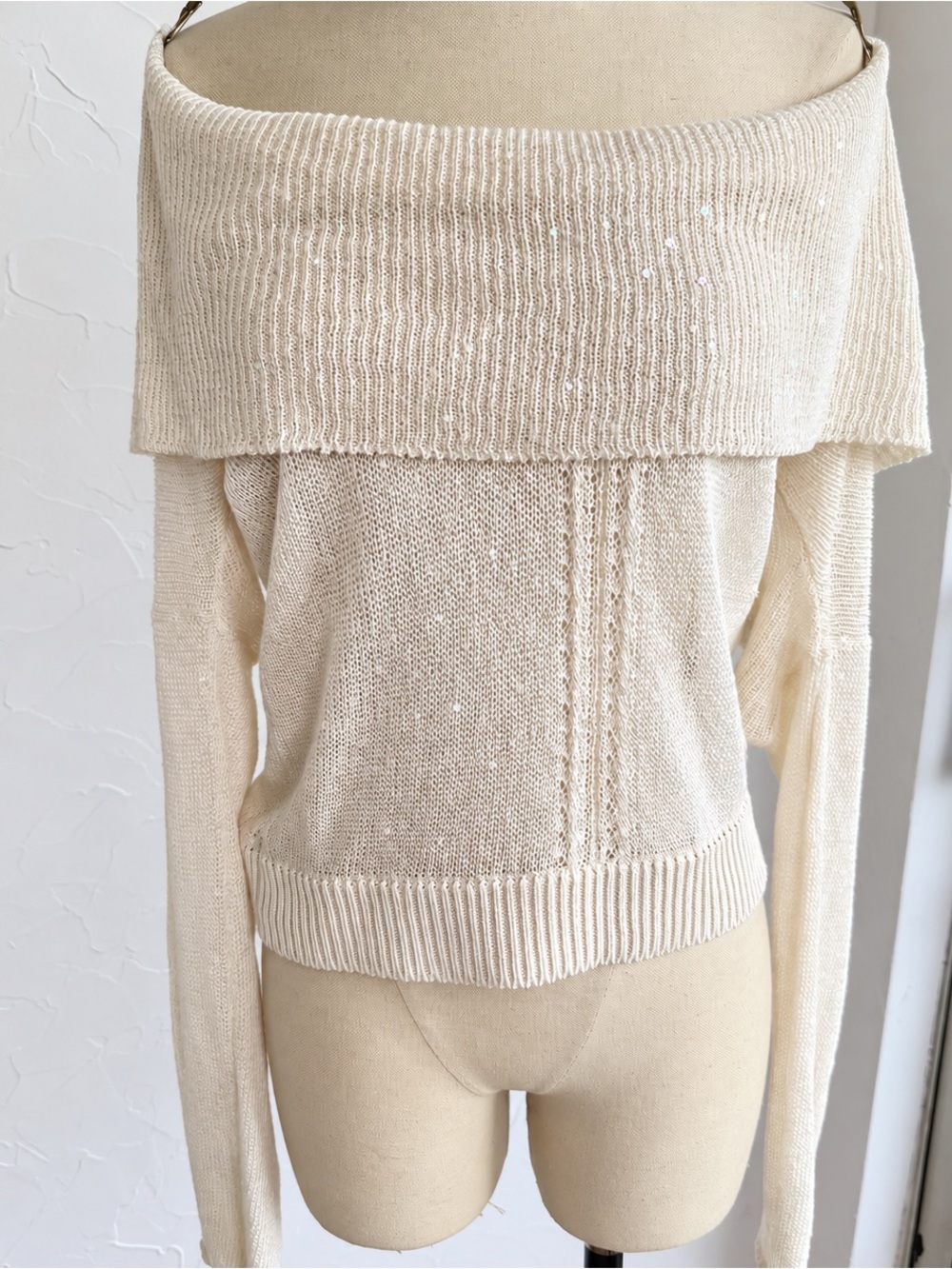 Brunello Cucinelli Ivory Linen Silk Sequin Off Shoulder Sweater Made in Italy